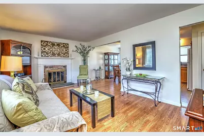 25 Carriage Path North #25, Milford, CT 06460 - Photo 6