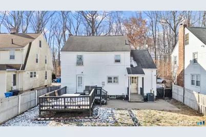 168 Hubbard Road, Hartford, CT 06114 - Photo 26