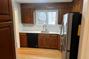 151 Wynwood Dr, Enfield, CT 06082 - Photo 6