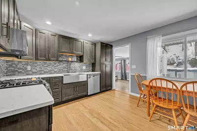 21 Cindy Lane, Bethel, CT 06801 - Photo 6