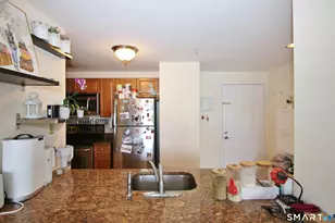300 Broad St, Stamford, CT 06902 - Photo 24