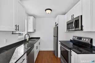 25 Oslo St, Groton, CT 06355 - Photo 8