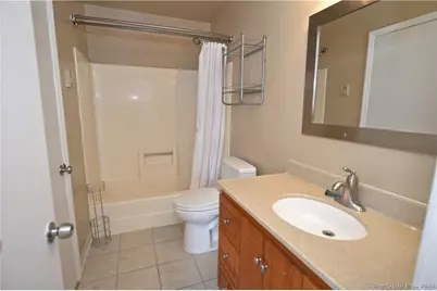 140 Hamden Avenue #APT C, Waterbury, CT 06704 - Photo 6