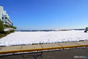 2 Mansfield Grove Rd, East Haven, CT 06512 - Photo 26