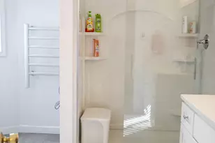 2 Mansfield Grove Rd, East Haven, CT 06512 - Photo 18