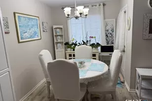 4 Arlington Ct, Brookfield, CT 06804 - Photo 8