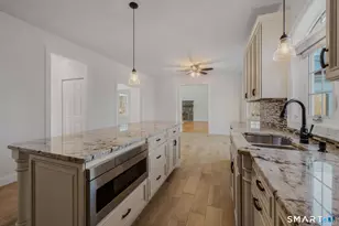 2 Syleo Ln, Salem, CT 06420 - Photo 2