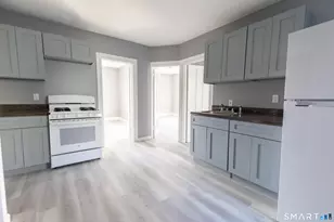 132 Beaver St, New Britain, CT 06051 - Photo 2