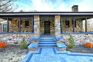 884 Grassy Hill Rd, Orange, CT 06477 - Photo 2