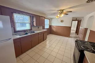 148 Edgewood Dr, Torrington, CT 06790 - Photo 8