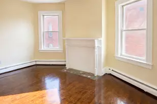 49 Chadwick Ave, Hartford, CT 06106 - Photo 6