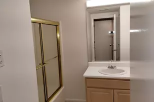 523 Popes Island Rd, Milford, CT 06461 - Photo 12