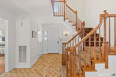 35 Davenport Farm Lane East, Stamford, CT 06903 - Photo 4