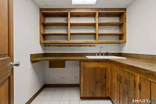 35 Davenport Farm Ln E, Stamford, CT 06903 - Photo 32