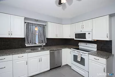 3 Whitlock Avenue, Bethel, CT 06801 - Photo 18