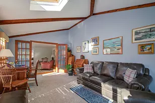 1253 Dunbar Hill Rd, Hamden, CT 06514 - Photo 18