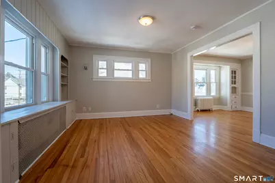 45 Boulanger Avenue #2nd Floor, West Hartford, CT 06110 - Photo 2