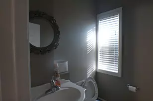 85 N Colony St, Wallingford, CT 06492 - Photo 8