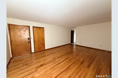 12 Hilltop Avenue #1, Waterbury, CT 06708 - Photo 6