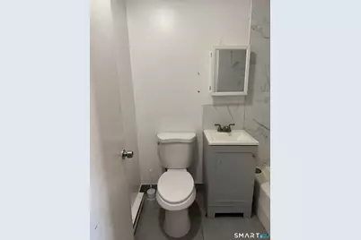 356 Franklin Avenue #APT B1, Hartford, CT 06114 - Photo 8