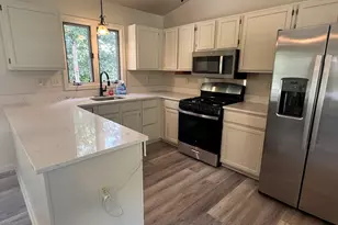 106 Brookline Dr, East Hartford, CT 06108 - Photo 2