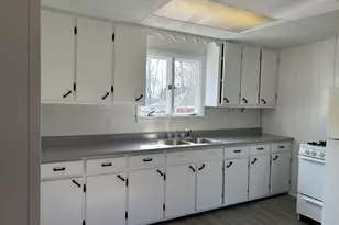 70 Prospect St, Norwich, CT 06360 - Photo 10