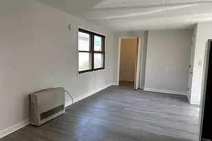 70 Prospect St, Norwich, CT 06360 - Photo 8