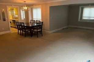 82 River Bend Rd, Stratford, CT 06614 - Photo 2