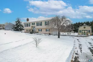 11 King Rd, Somers, CT 06071 - Photo 2
