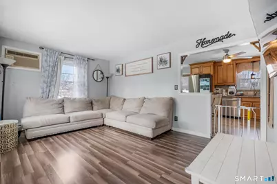 40 Iannotti Lane, Derby, CT 06418 - Photo 10