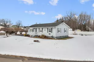 40 Iannotti Ln, Derby, CT 06418 - Photo 30