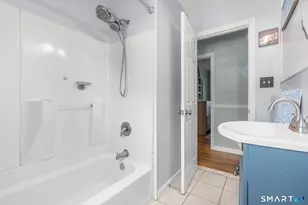 40 Iannotti Ln, Derby, CT 06418 - Photo 22