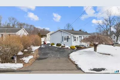 40 Iannotti Lane, Derby, CT 06418 - Photo 30