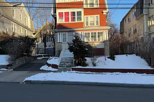 110 Evergreen Ave, Hartford, CT 06105 - Photo 14