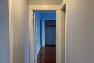 110 Evergreen Ave, Hartford, CT 06105 - Photo 6