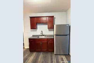 110 Evergreen Avenue #1st Floor, Hartford, CT 06105 - Photo 2
