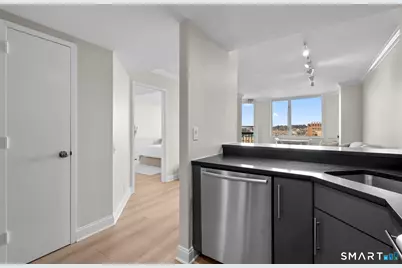 25 Forest Street #15E, Stamford, CT 06901 - Photo 12