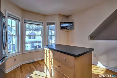 31 South Turnpike Road #APT C2, Wallingford, CT 06492 - Photo 6