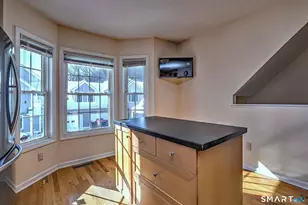 31 S Turnpike Rd, Wallingford, CT 06492 - Photo 6