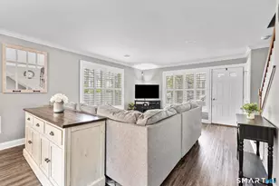 39 Maple Tree Ave, Stamford, CT 06906 - Photo 4