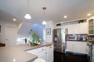 52 Kyle Ct, Meriden, CT 06450 - Photo 4