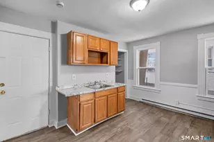48 Dikeman St, Waterbury, CT 06704 - Photo 14