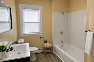 207 Greenfield St, Hartford, CT 06112 - Photo 6