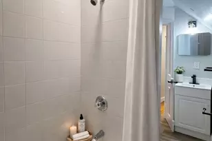 207 Greenfield St, Hartford, CT 06112 - Photo 18