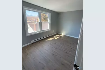 50 Central Avenue, Norwich, CT 06360 - Photo 10
