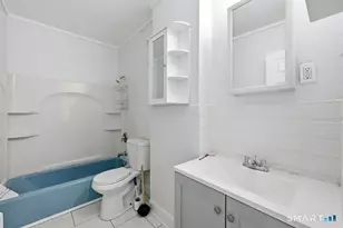 29 Lincoln Pl, Bristol, CT 06010 - Photo 12