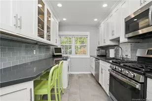 245 Unquowa Rd, Fairfield, CT 06824 - Photo 2