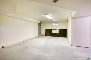 24 Hollow Wood Ln, Greenwich, CT 06831 - Photo 18