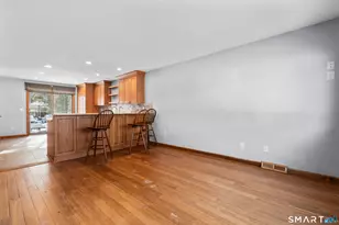 75 Orangewood W, Derby, CT 06418 - Photo 8