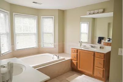 10 Sampson Terrace #10, Danbury, CT 06810 - Photo 10